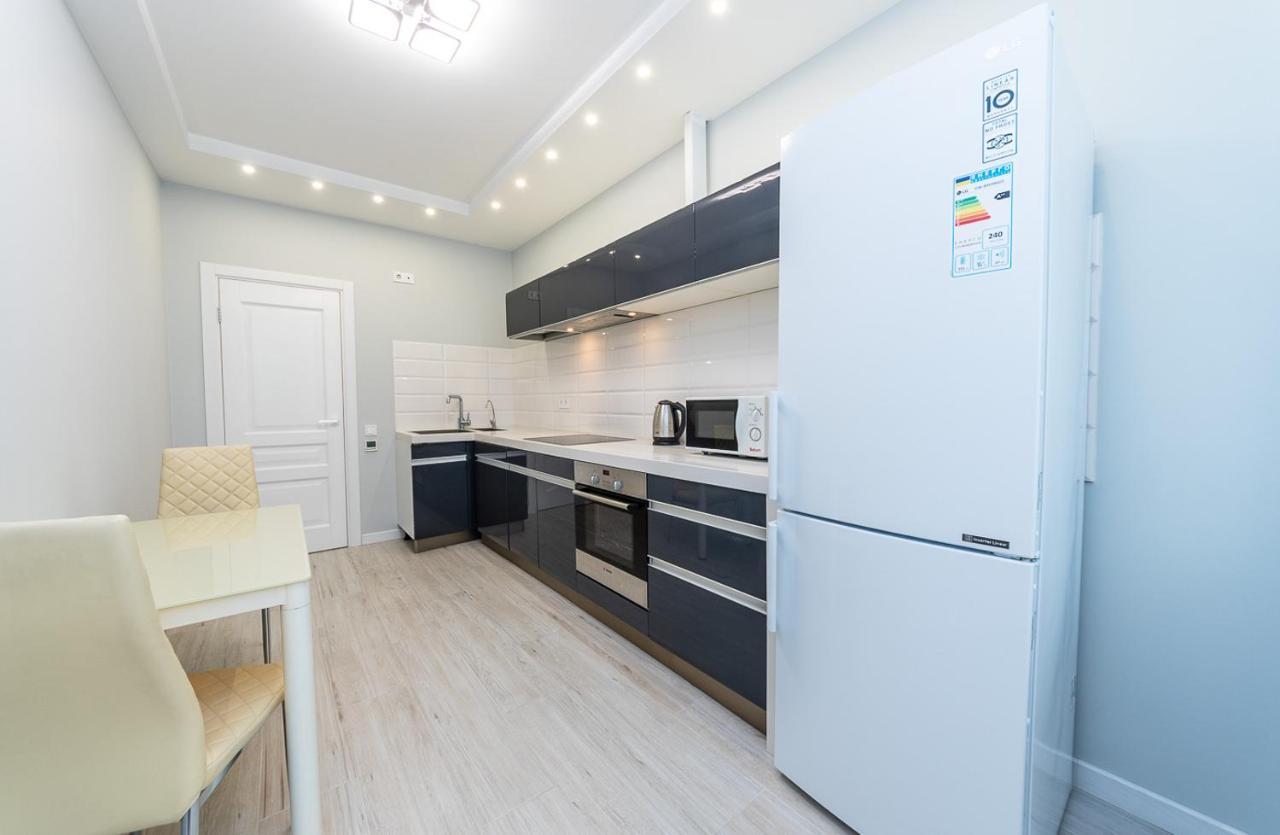 Flatrent Drahomanova 2A Apartment Kyiv Exterior photo