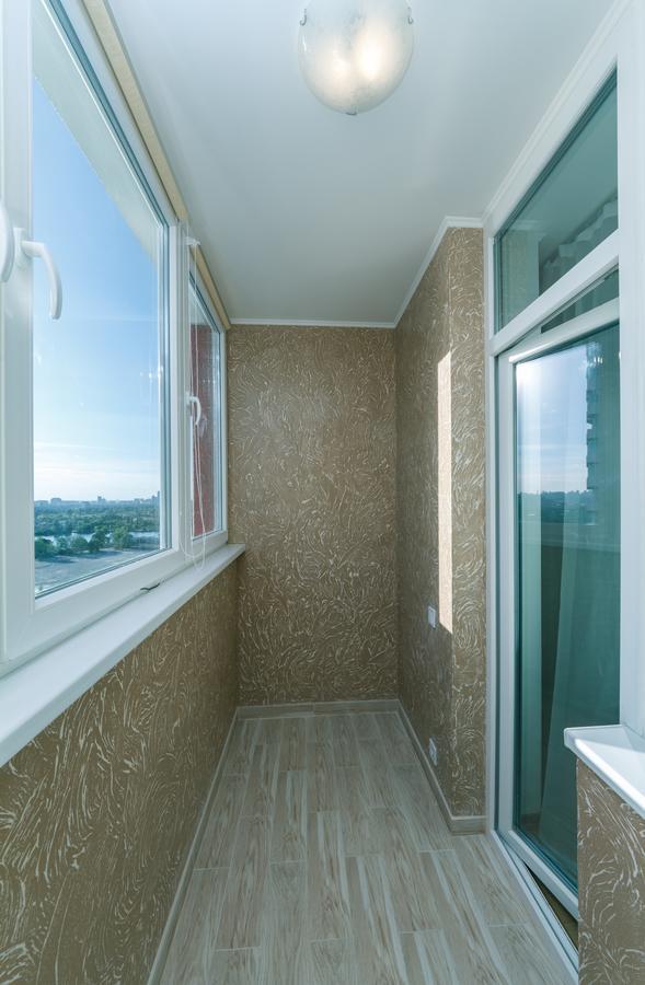 Flatrent Drahomanova 2A Apartment Kyiv Exterior photo