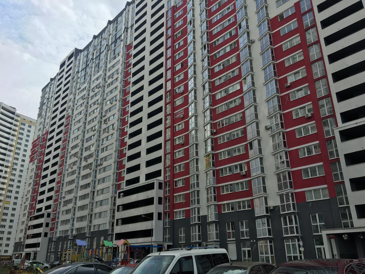 Flatrent Drahomanova 2A Apartment Kyiv Exterior photo