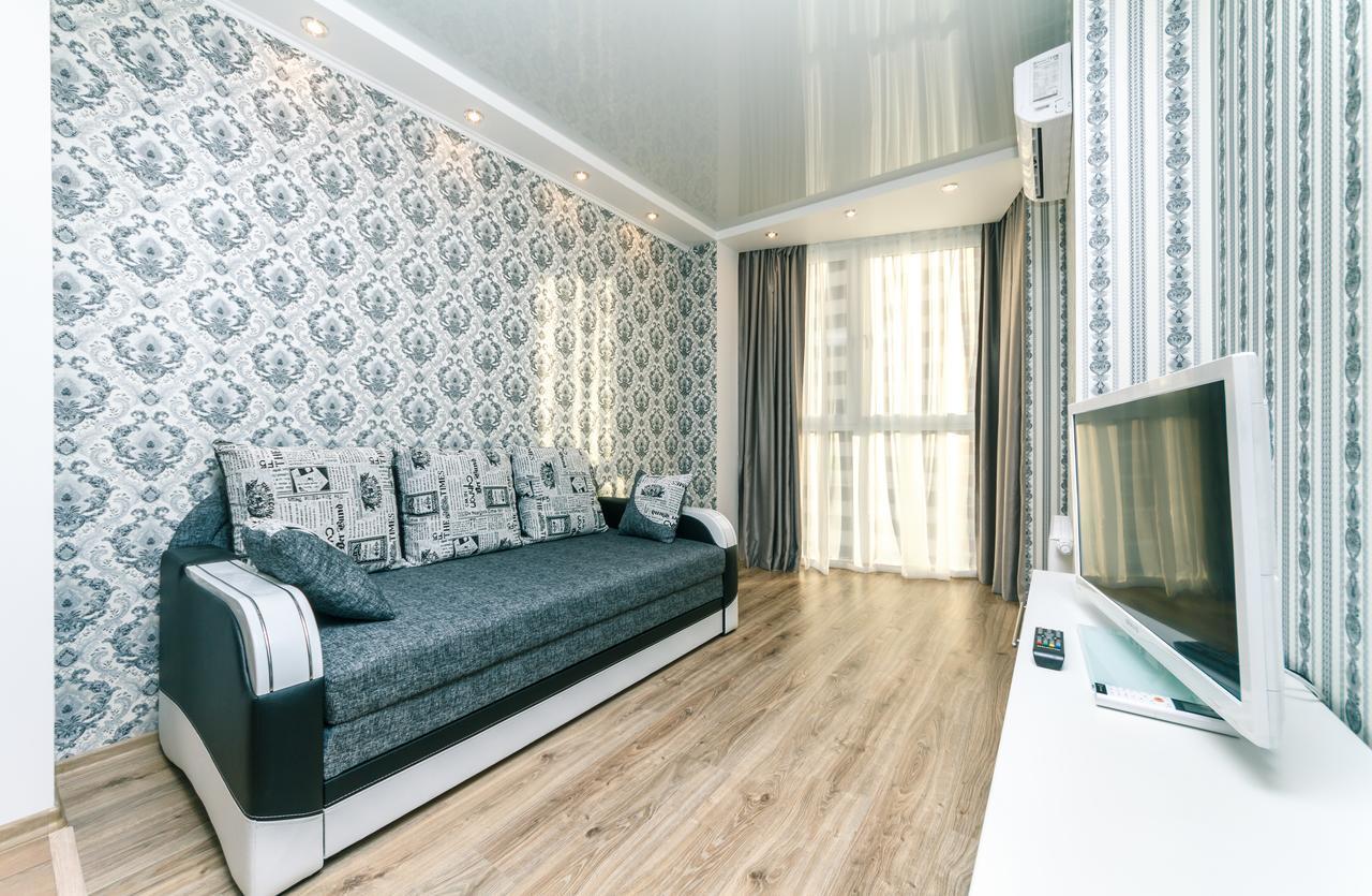 Flatrent Drahomanova 2A Apartment Kyiv Exterior photo