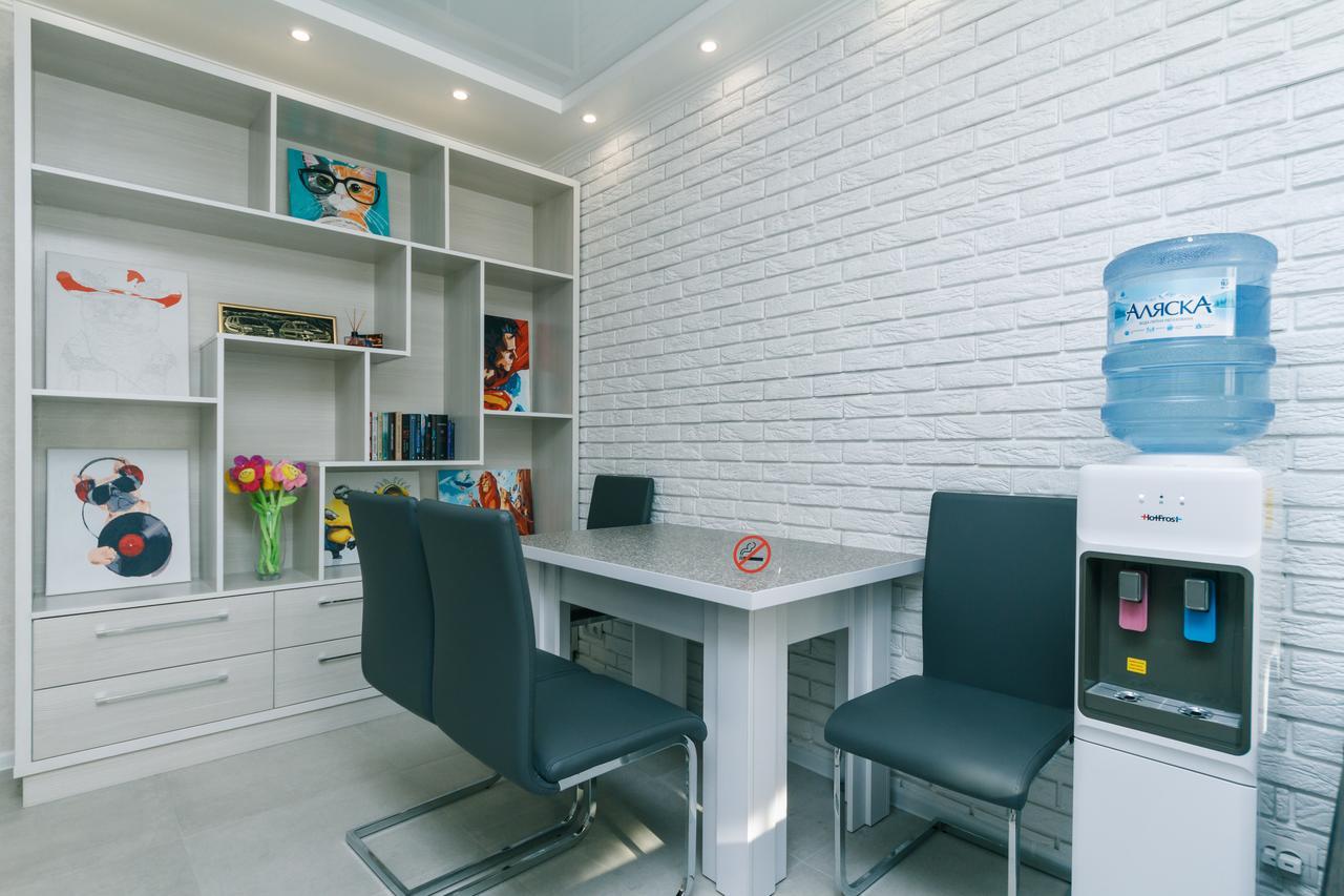 Flatrent Drahomanova 2A Apartment Kyiv Exterior photo