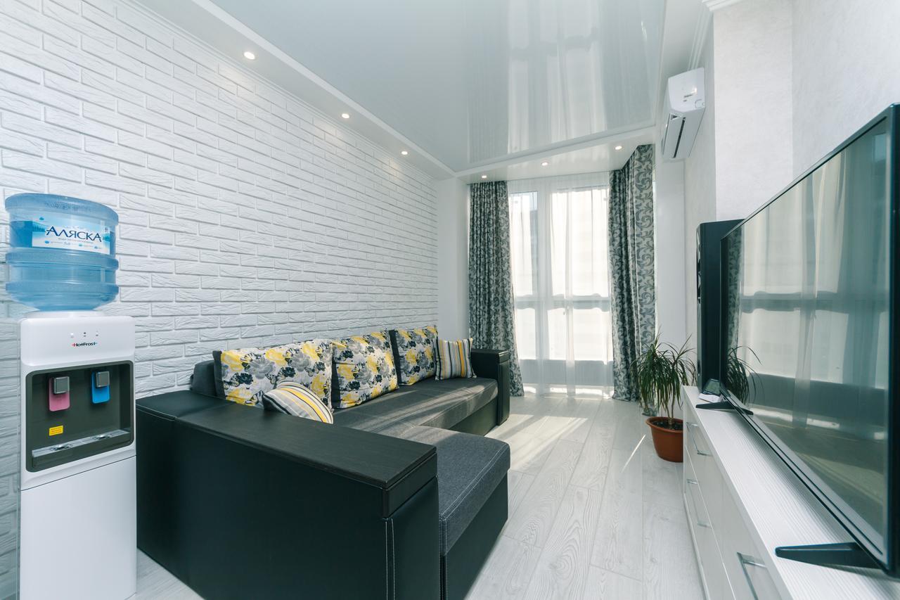 Flatrent Drahomanova 2A Apartment Kyiv Exterior photo